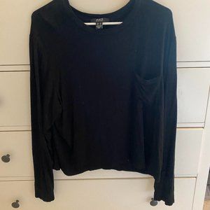 loose long sleeve black sweater